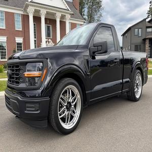 F-150 XL 4x4 2024, V8 suralimenté, 4 roues motrices - Product Image 1