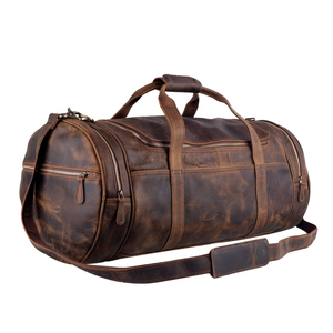 Sac de voyage rond en cuir de buffle texturé pour hommes et femmes sac de nuit personnalisé sur mesure - Product Image 1