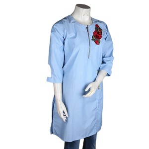 คุรตีลายดอกไม้สำหรับผู้หญิง - สีฟ้าอ่อน - Product Image 1