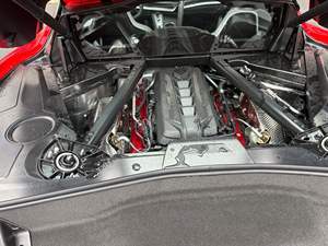 คอร์เวทท์ สติงเรย์ คูเป้ ปี 2026 เครื่องยนต์ 6.2 ลิตร V8 สีแดงทอร์ช ไม่ได้ดัดแปลง - Product Image 6