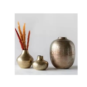 Custom Size <b>Set</b> of 3 Decorative Aluminium Metal Flower <b>Vase</b> Wholesale Manufacturer New Design Metal Flower <b>Vases</b> - Product Image 1