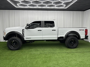สินค้าคุณภาพพรีเมียม ดูแลรักษาอย่างพิถีพิถัน รถฟอร์ด F-250 Super Duty XL Crew Cab Power Stroke 4×4 ปี 2024 - Product Image 4