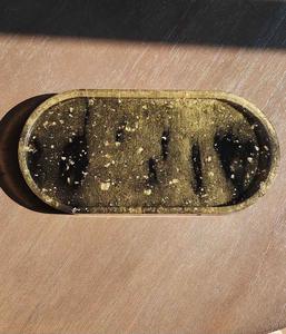 ถาดเรซิ่นตกแต่งหลากสี ถาดจัดระเบียบเครื่องสำอาง ของตกแต่งบ้าน ถาดเรซิ่นทรงรี ถาดวางของบนโต๊ะเครื่องแป้ง คุณภาพสูง - Product Image 3