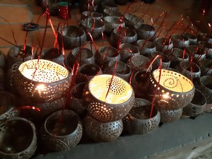 Vietnam's New Model Coconut <b>Tea</b> <b>Light</b> Elegant Wood Candlestick Holder for Weddings Home Decoration Including Lanterns Candle - Product Image 3
