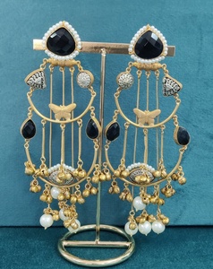 Boucles d'oreilles longues en pierre de Moti et de Monalisa pour femmes, idéales pour les mariages, les occasions festives, les tenues de soirée, qualité supérieure - Product Image 3