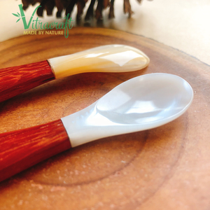 Cuillère en bois de haute qualité. La cuillère est fabriquée à partir de nacre et de palissandre de haute qualité, Cuillère à caviar Taille 10cm - Product Image 4