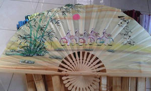 Abanico de Mano de Bambú con Marco Resistente y Artesanía Fina, Diseñado para Uso Repetido, Decoración de Eventos y Distribución al por Mayor - Product Image 2