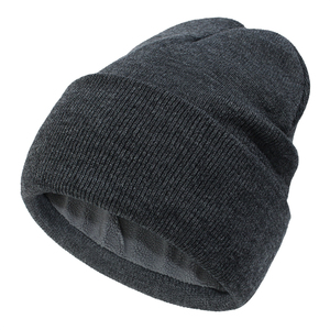 Bonnet d'hiver en acrylique doublé polaire tricoté uni chaud pour homme et femme, personnalisable avec logo, idéal pour la chasse – Collection 2026 (vente en gros) - Product Image 2
