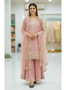 Trend Özel Saf Georgette İpek Kırmızı Ağır İşlemeli Yarı Dikili Salwar Kameez Eşleşen Dupatta Seti Parti İçin - Product Image 6