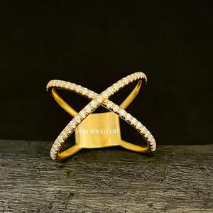 Bague Infinity en or massif 14 carats avec croix et diamants naturels. - Product Image 4