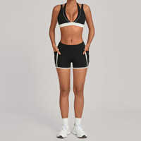 Ensemble de yoga respirant bicolore grande taille avec poches, tenue de sport ajustée deux pièces pour femme, idéal pour la course en extérieur, le fitness et le yoga