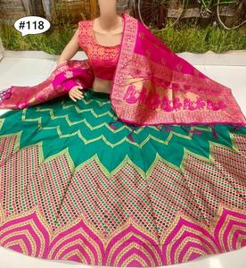 Belle Designer Banarasi Barcode Lehenga Choli - Product Image 5