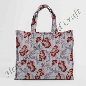 Sac fourre-tout imprimé Hand-Block Shopping sac matelassé d'Inde Design floral multicolore avec deux bretelles en gros - Product Image 2