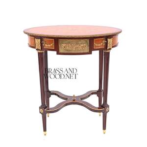 Table d'appoint ovale de luxe en acajou avec incrustation de marqueterie diamantée et accents en laiton doré orné pour une décoration de salon classique - Product Image 2