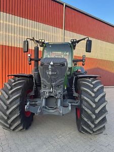 Venta al por Mayor de Tractor de Ruedas FENDT 724 Gen 7 Power Plus de 140HP con Motor, Caja de Cambios y Bomba - Product Image 3