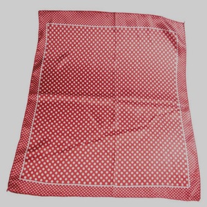 Foulard Bandana en Coton Imprimé Numérique Personnalisé pour Femme – Tissu de Créateur Tendance, Séchage Rapide, Durable et Multifonctionnel - Product Image 4