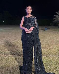 Dernier concepteur Heavy Soft Broderie Séquence Fantaisie Saree Par Fab Zone - Product Image 4