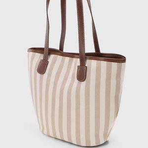 2025 nuevo verano playa moda Color sólido bolso diseñador poliéster tejido hecho a mano cierre abierto proveedor mayorista en línea - Product Image 1