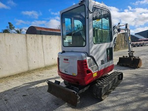 Miniexcavadora Takeuchi TB225 de 2.5 Toneladas, Excavadora Compacta de Orugas Diésel |   Equipo de Construcción Hidráulico – Mejor Precio al por Mayor - Product Image 6