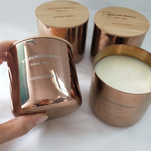 Vente en gros en laiton brossé personnalisé pot à bougie vide en métal de luxe pour la décoration intérieure cire de soja parfumée récipient à bougie unique - Product Image 1