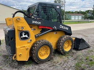 Cargador de Tractor DEERRE 316GR 2023, Minicargador con Capacidad de Carga Nominal de 35 Toneladas - Product Image 5