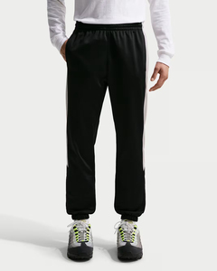 Latest Design High Quality Nylon Hooded Solid Casual <b>Jogging</b> Regular Fit Men Gym Running Tracksuit Set Men - Product Image 3
