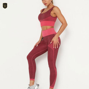 Ensemble de yoga tendance pour femme – Soutien-gorge de sport et leggings en tissu extensible léger et respirant, écologique, pour le yoga et l'entraînement en salle de sport - Product Image 3