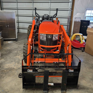 รถแทรกเตอร์สำหรับฟาร์ม Kubota L3560รถแทรกเตอร์แบบมีล้อประสิทธิภาพสูง - Product Image 3