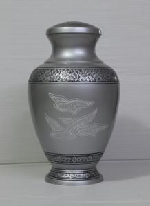 Urne funéraire et cercueil de style européen de la meilleure qualité, fabriqués en métal de haute qualité pour les cendres humaines, d'animaux de compagnie et de bébés, designs personnalisables - Product Image 5