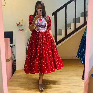 Último diseñador rojo mujer tradicional Salwar Kameez bordado fino indio paquistaní vestido de fiesta tamaño adulto - Product Image 1