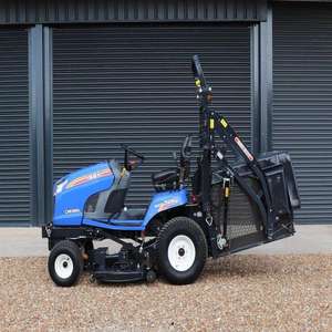 Cortacésped Manual Iseki SXG 326 de Alta Gama con Aireador Premium para Céspedes Exuberantes - Product Image 1