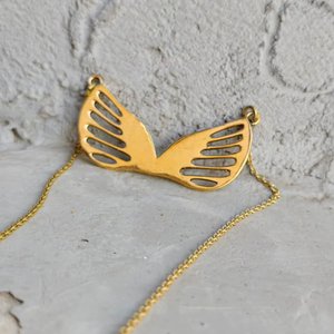 Collier Aile d'Or Minimaliste Pendentif Papillon Bijoux Ailes d'Ange Délicates - Product Image 1