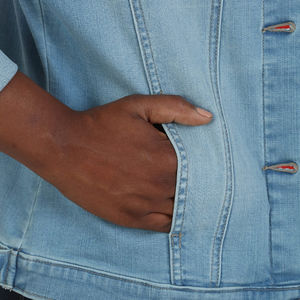 เสื้อแจ็กเก็ตยีนส์ขนเฟอร์เทียมสำหรับผู้หญิงเสื้อแจ็กเก็ตยีนส์ผ้าคอตตอนสไตล์สตรีทแวร์ - Product Image 3