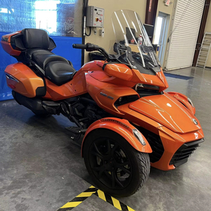 Nuevo Can-Am Spyder F3 Limited 1330 de 2019 - Product Image 1