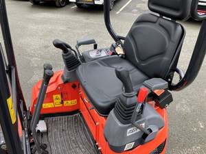 Miniexcavadora Kubota U17-5 en Existencia con Envío Rápido y Precio Económico al por Mayor - Product Image 2