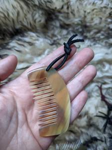 Peigne en corne de buffle naturel, antistatique et fait main, outil de coiffure de qualité supérieure pour salon et maison - Product Image 4