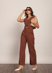 ชุดเสื้อและกางเกงสีน้ำตาลล้วนพร้อมกระดุมคาดเอวแบบธรรมชาติเข็มขัดสานสำหรับตกแต่ง - Product Image 2