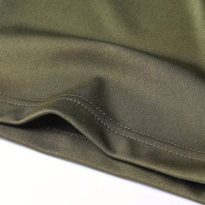 T-shirt tricoté en polyester/coton à ourlet incurvé pour hommes Streetwear décontracté à séchage rapide et respirant pour le fitness et le quotidien - Product Image 5