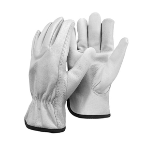 Gants de conduite en cuir de style course gants de moto avec demi-doigt coupé appel sportif poignée légère et ajustement de style vintage - Product Image 2