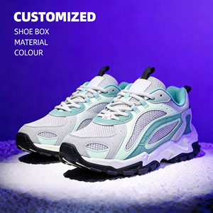 Zapatillas Deportivas Retro Personalizadas, Color Verde Menta, Malla Transpirable, para Deportes y Actividades al Aire Libre - Product Image 1