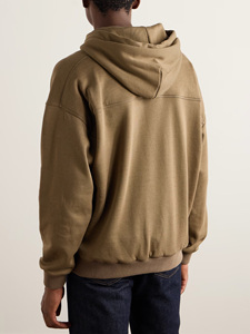 Sudadera con Capucha de Felpa Marrón Tierra, Corte Holgado, Técnica Lavada, Logotipo Minimalista para Uso Diario, por Ako - Product Image 2