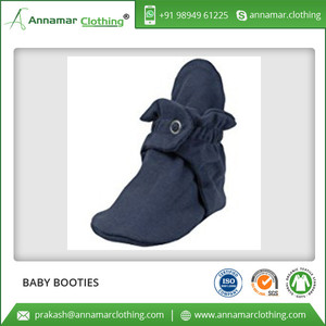 OEM wholesale supply popular design custom made new born stunning color fleece baby booties - Product Image 4