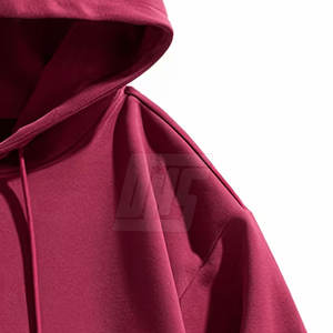 Sudaderas con Estampado Puff de Alta Calidad y Peso Ligero, Resistentes al Viento, Hechas en Pakistán - Product Image 4