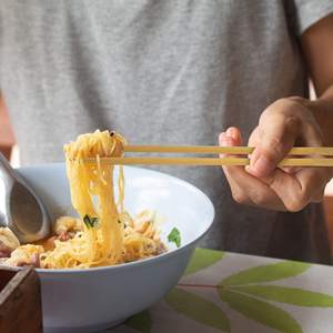 Palillos de Sushi Desechables de Bambú Ecológicos de Alta Calidad al por Mayor de 20 cm - Product Image 5
