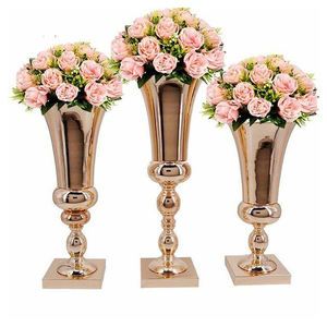 Elegant Look Metal Flower Vases Shiny Golden Finished <b>Table</b> Top <b>Centre</b> <b>Pieces</b> For Home Hotel Garden Wedding Usage Flower Vases - Product Image 3