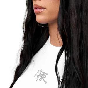 Womens Cropped <b>Racer</b> Tank White Stretch Fit Lightweight Sleeveless Streetwear <b>Top</b> Minimal Logo Athletic Style - Product Image 3