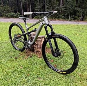 Bicicleta de Montaña <span class=keywords><strong>Canyon</strong></span> Lux 2022 de Alta Calidad, Suspensión Completa de Carbono, 29 Pulgadas, Talla L, 12 Velocidades, Frenos de Disco Hidráulicos - Product Image 1