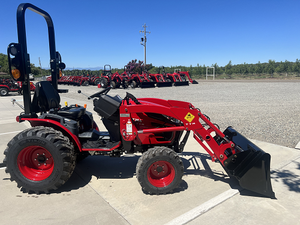Mini-tracteur TYM T254, état neuf, puissance nominale 55 CV, moteur Massey Ferguson, marque Mahindra, type de roue agricole, pompe à moteur pour vente au détail - Product Image 5