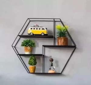 Étagère murale décorative de meilleure qualité pour la décoration de la maison et revêtement en poudre noire au design unique - Product Image 5