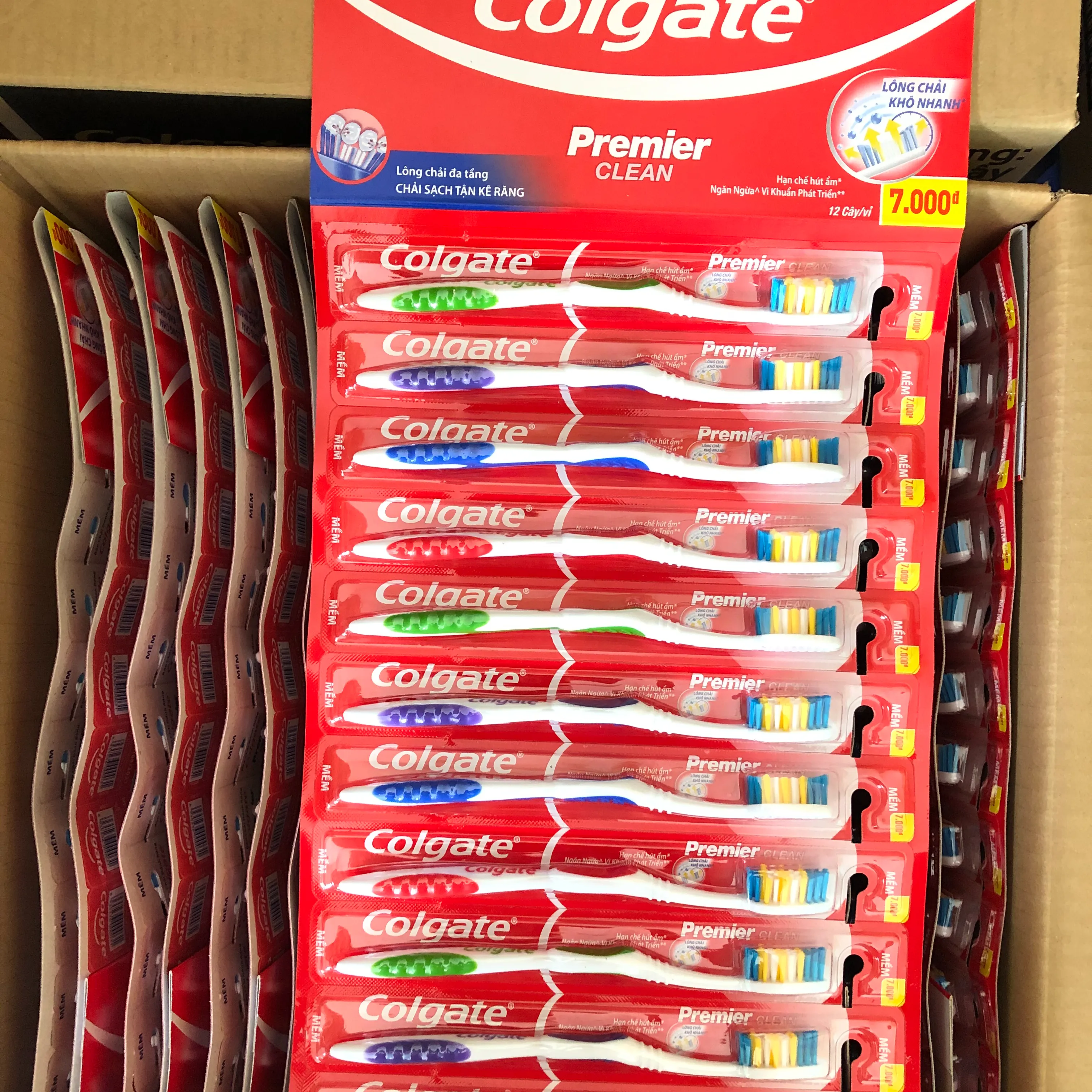 Brosse à dents Colgat Pre.mier Clean Pack 12/ Vietnam vente en gros brosse à dents Colgat/exportateur en gros meilleur prix